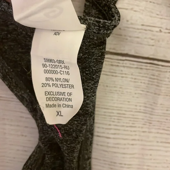 EUC Women’s C9 Charcoal Gray Workout Tank Top in XL​ - Picture 3 of 5